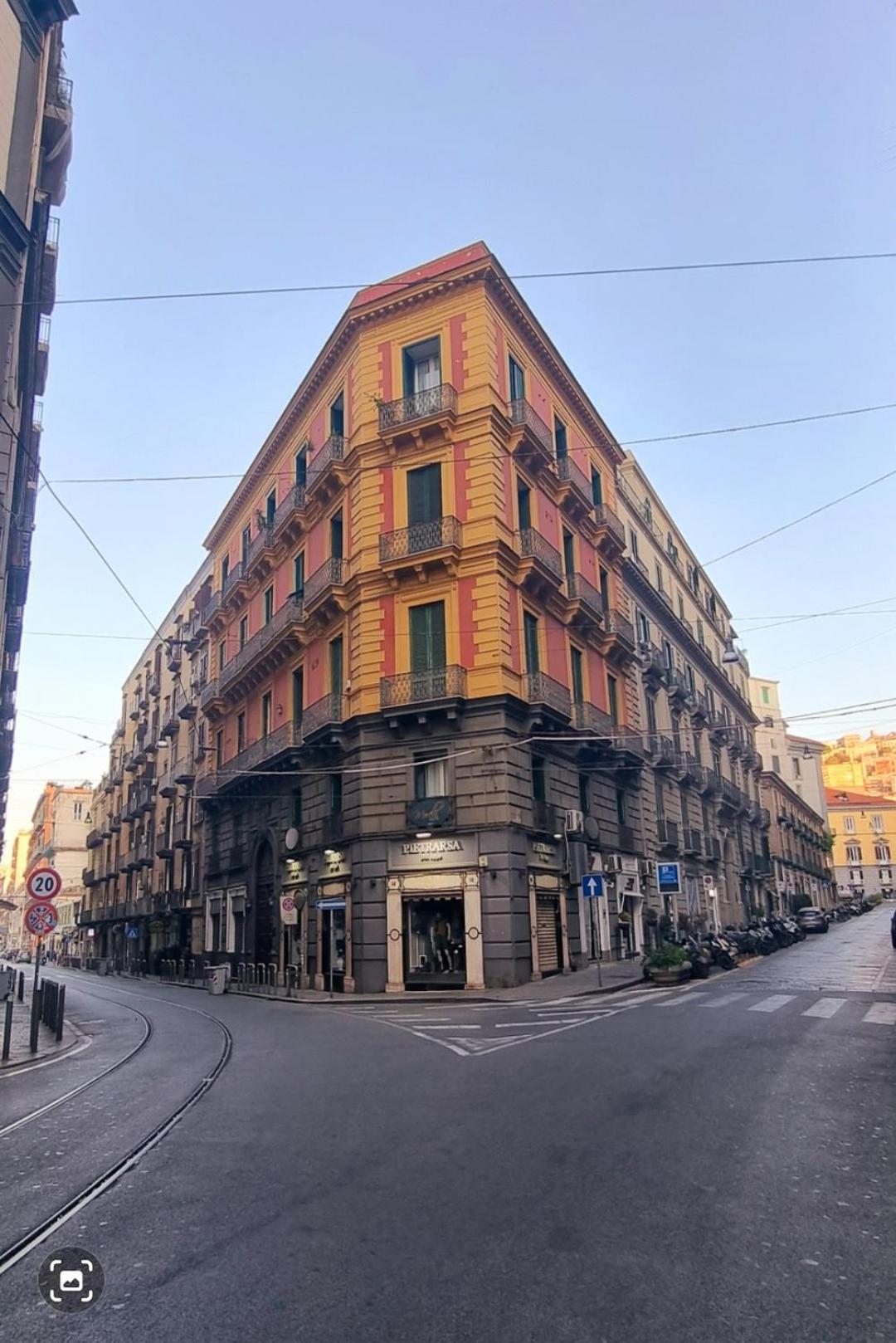 Bed Morelli 49 , Chiaia Νάπολη Εξωτερικό φωτογραφία