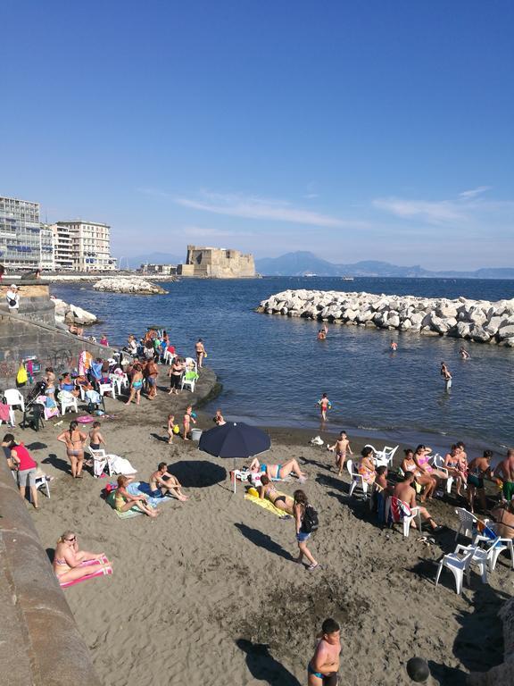 Bed Morelli 49 , Chiaia Νάπολη Εξωτερικό φωτογραφία